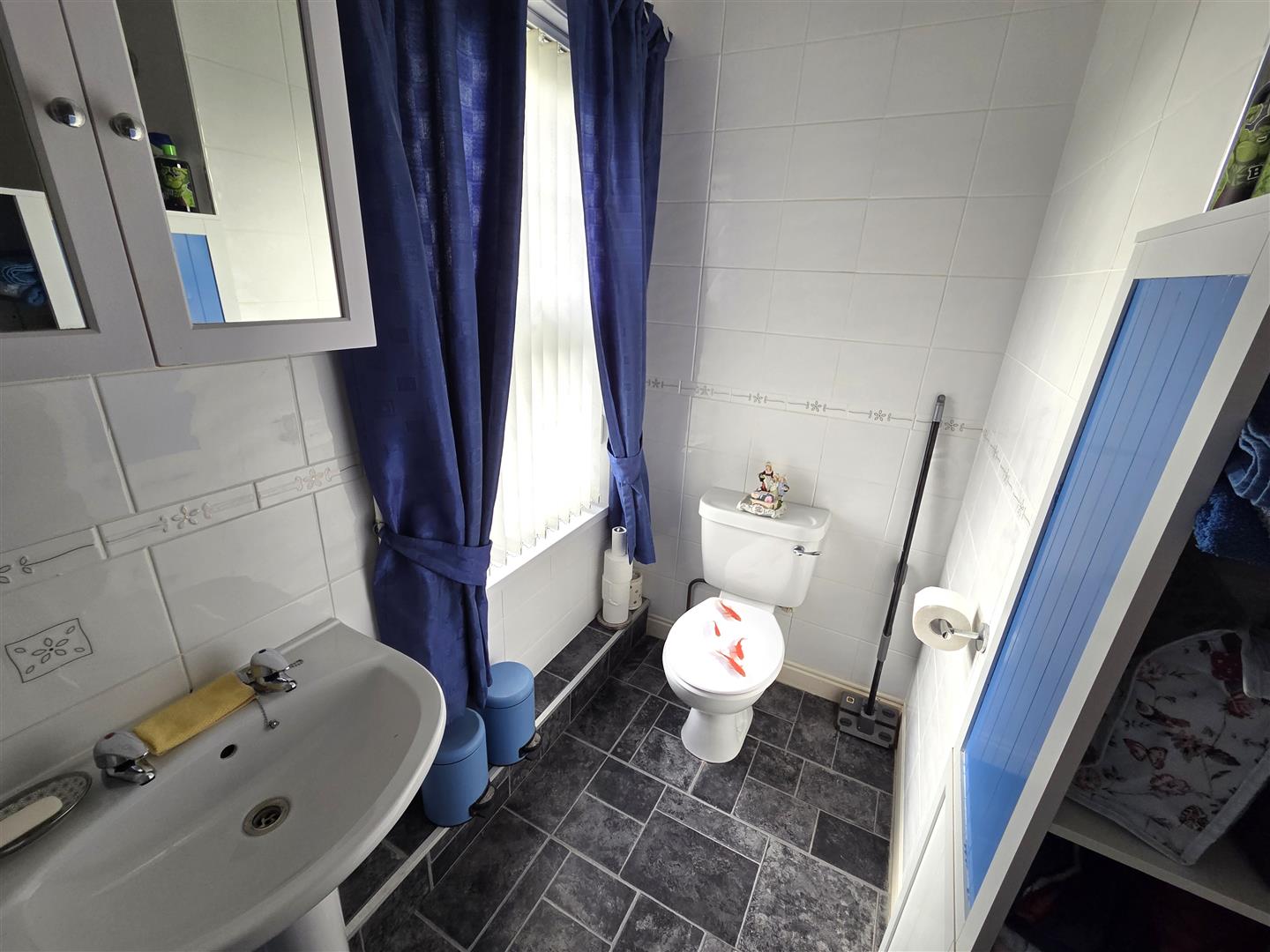 Heol Llanelli, Pontyates, Llanelli, SA15 5UH